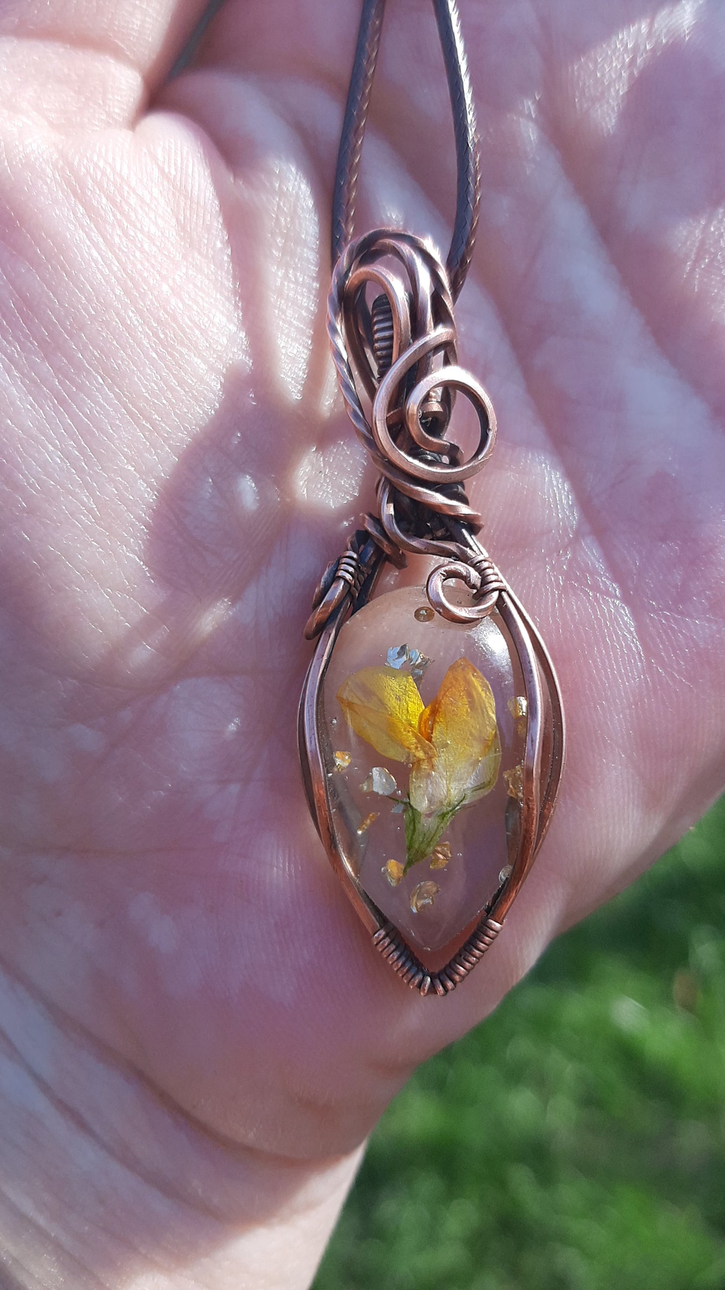 Yellow flower- tear drop cabochon in  oxidized Copper - Spring time collection