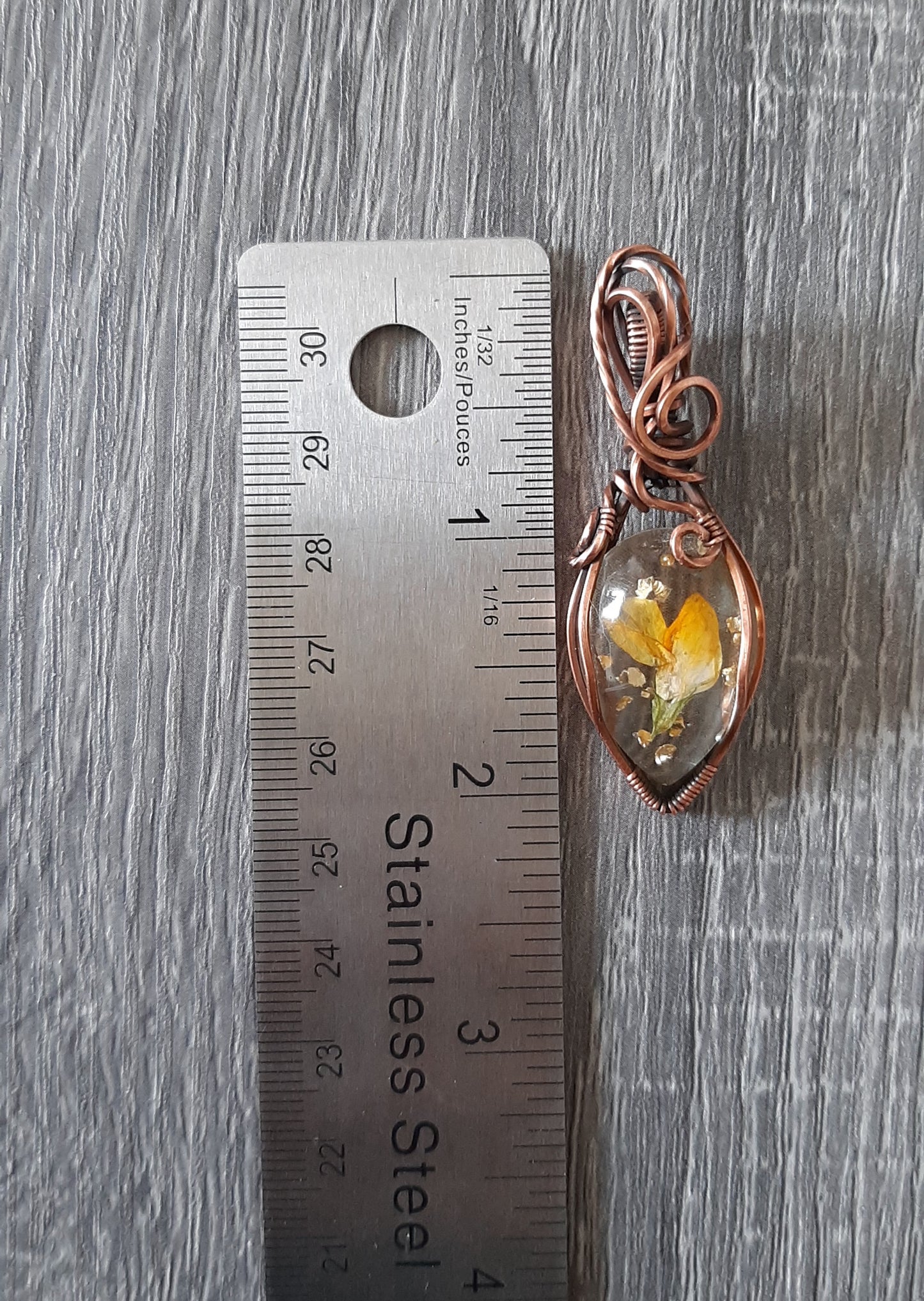 Yellow flower- tear drop cabochon in  oxidized Copper - Spring time collection