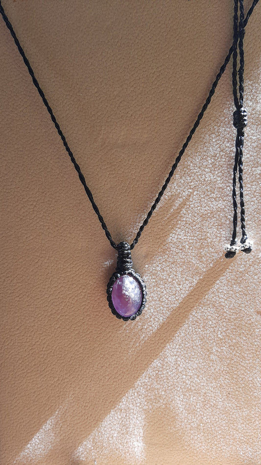 Macrame Amethyst pendant - black -SALE