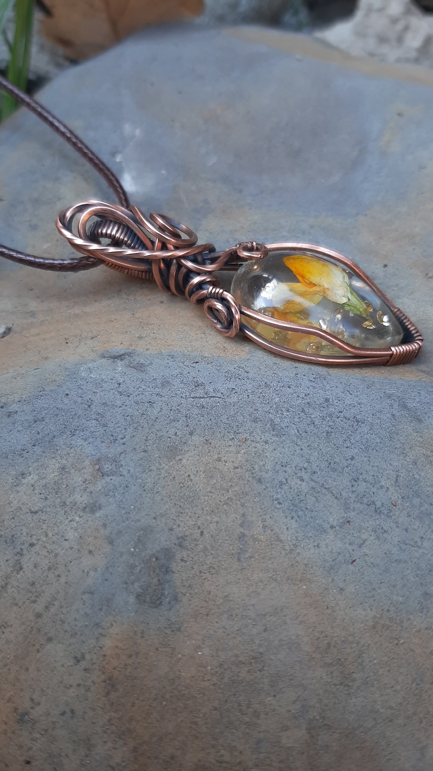 Yellow flower- tear drop cabochon in  oxidized Copper - Spring time collection