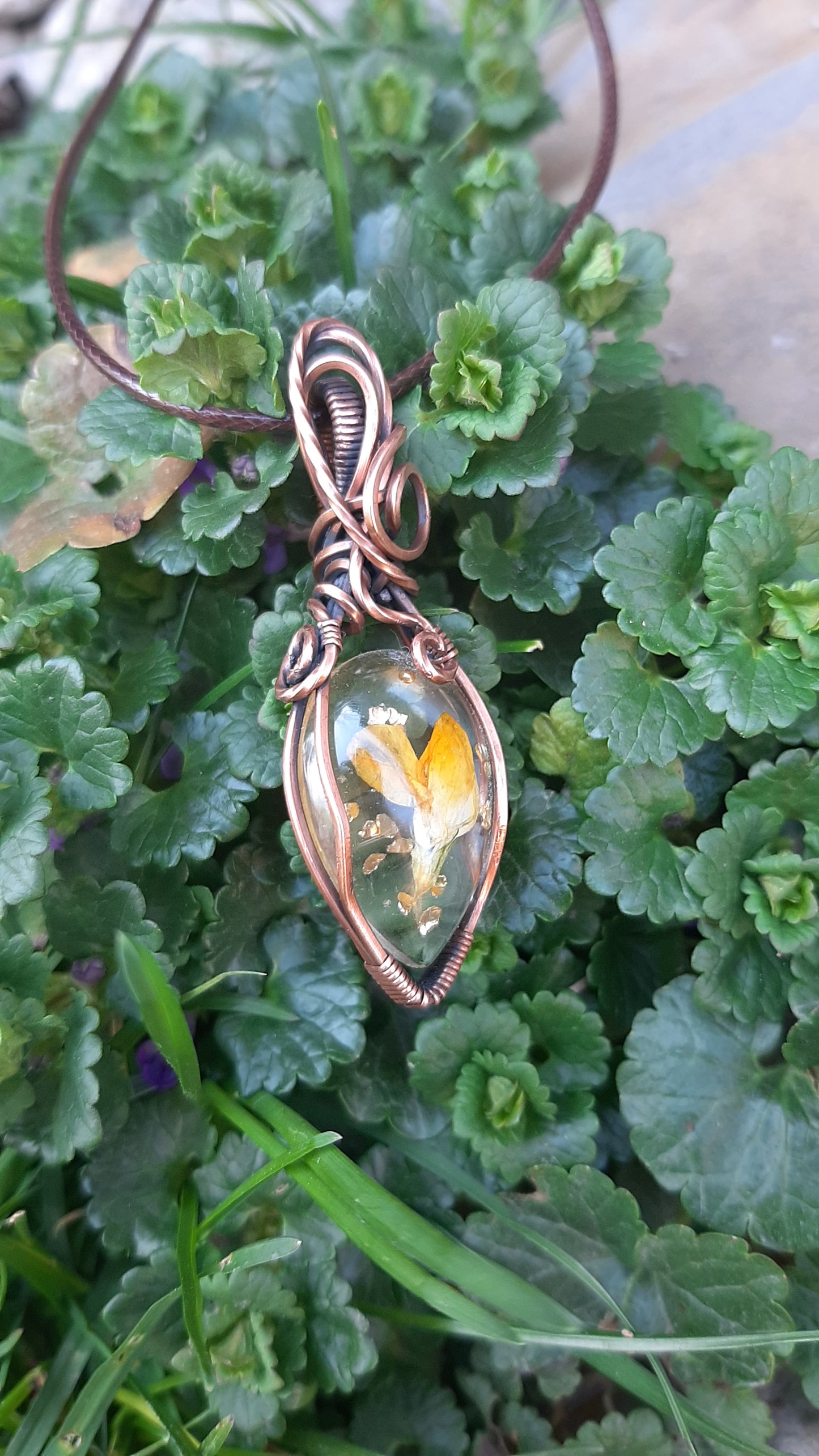 Yellow flower- tear drop cabochon in  oxidized Copper - Spring time collection