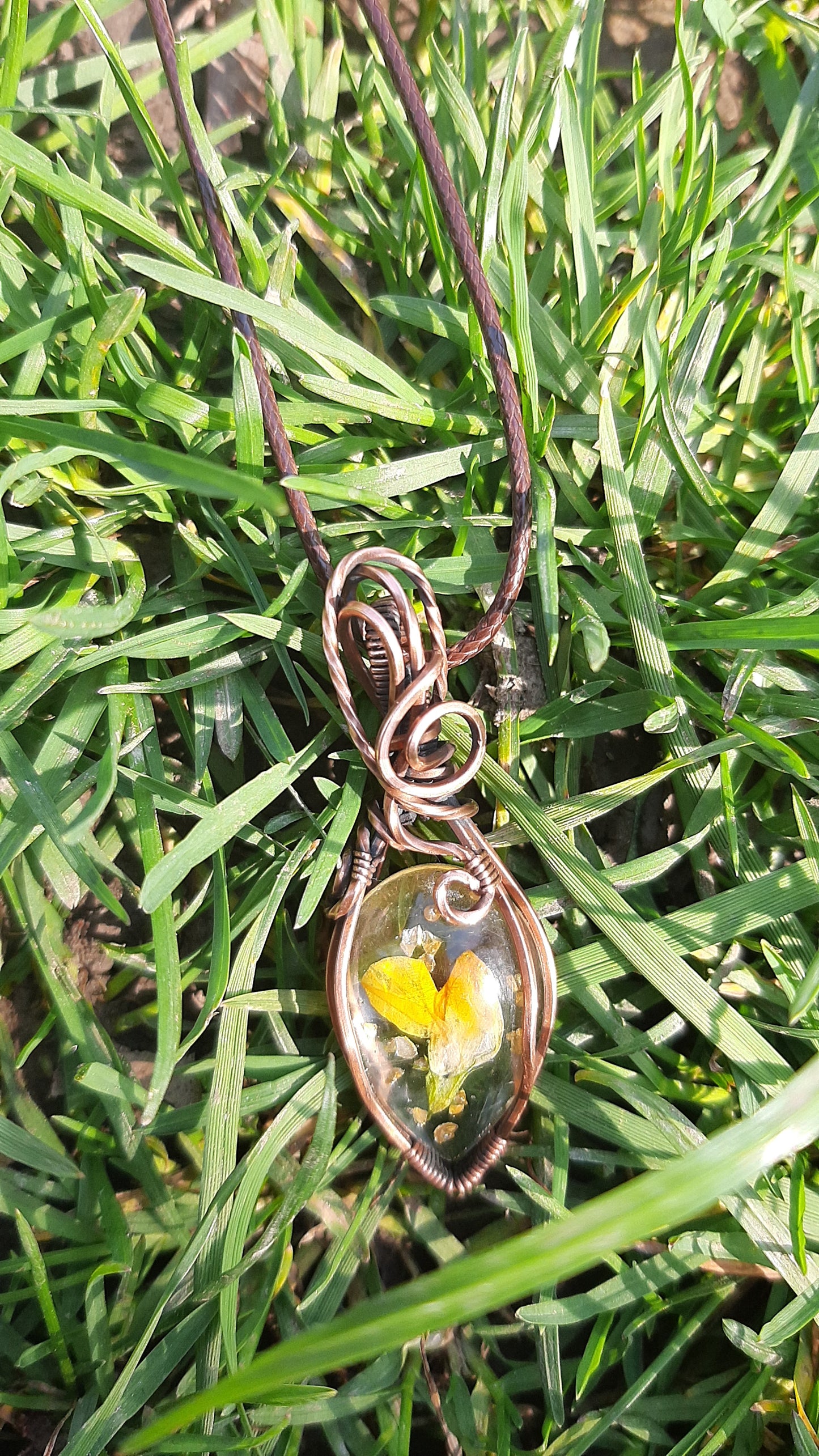 Yellow flower- tear drop cabochon in  oxidized Copper - Spring time collection