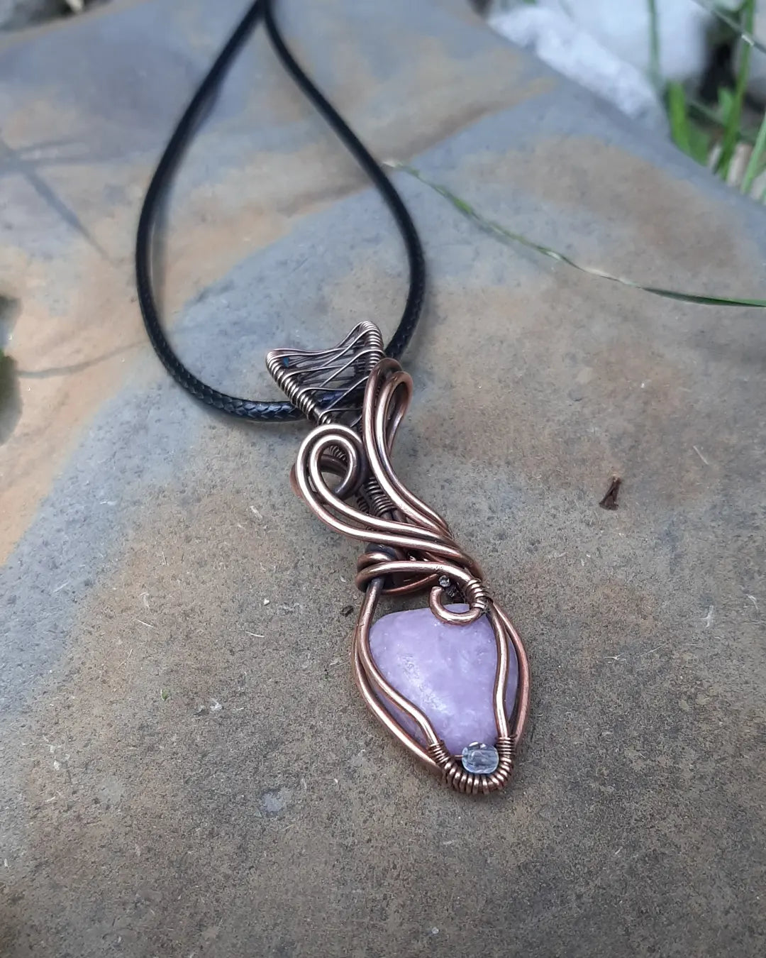 Lepidolite in oxidized copper metal